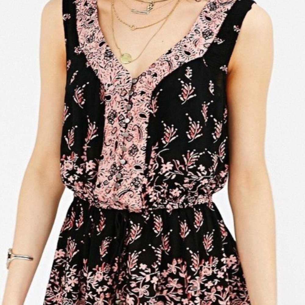 Urban Outfitters Ecote Black Pink Paisley Button-Front Romper